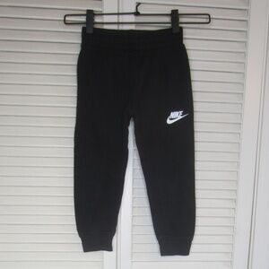 Nike sweatpants in black - Size 4 (XS)